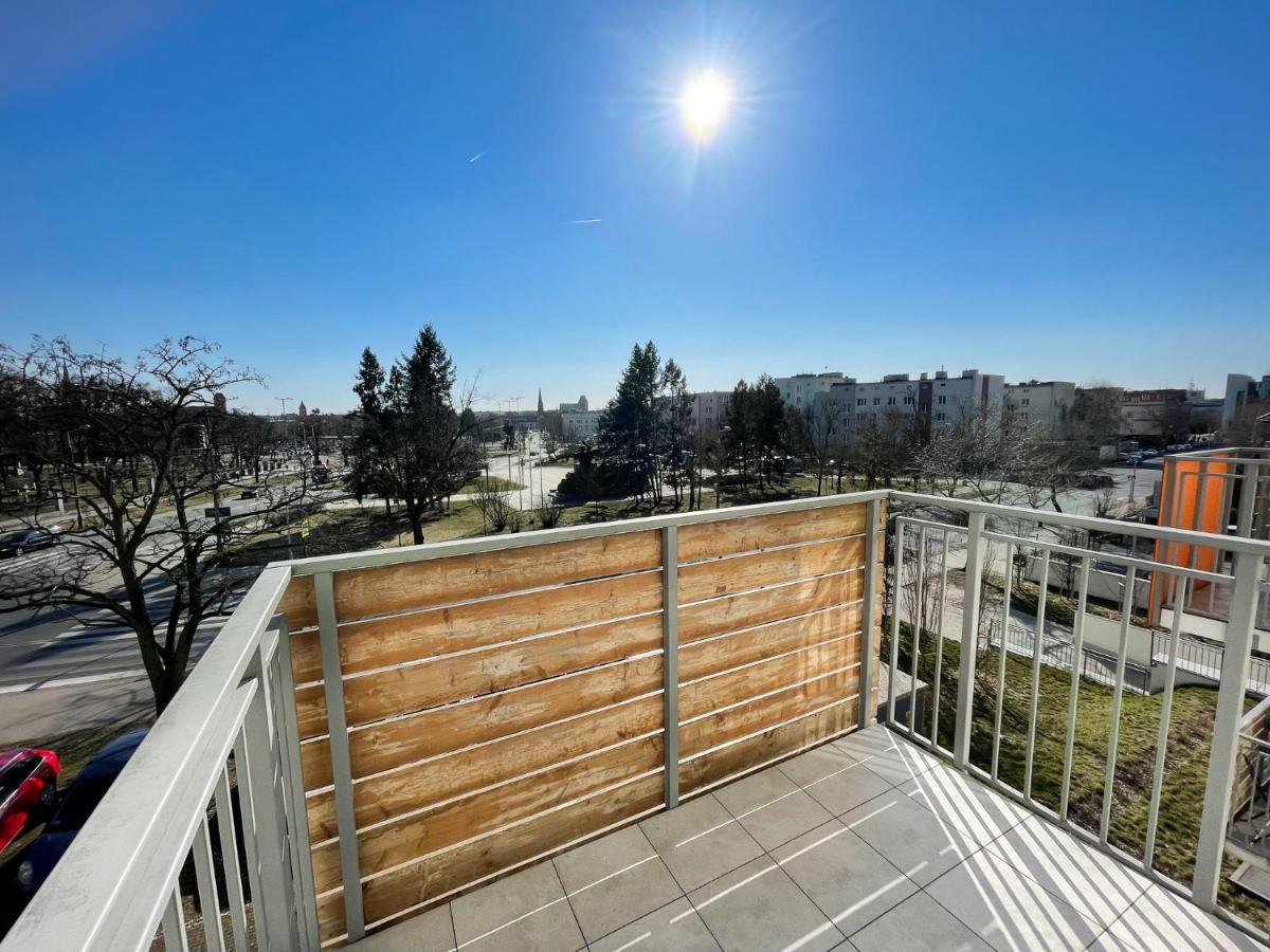 Dreamer Apartment Торунь Экстерьер фото